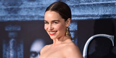 Emilia Clarke Explains Why She Did Nude Scene In Game Of。